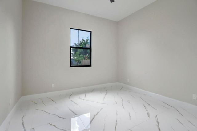 850 SW Abingdon Avenue, Port St. Lucie, Port St Lucie, FL 34953