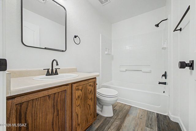 513 E Cactus Mountain Drive, Vail, AZ 85641