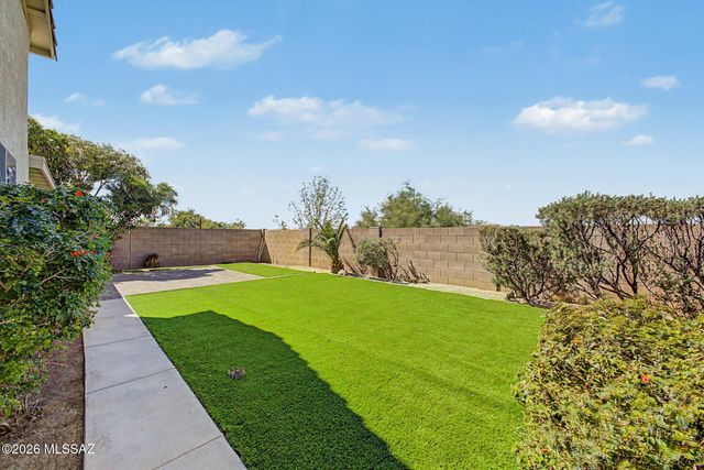 513 E Cactus Mountain Drive, Vail, AZ 85641