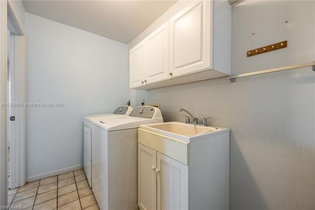 1107 E Anchor Lane, Moore Haven, FL 33471