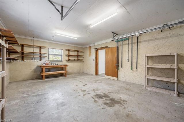 1107 E Anchor Lane, Moore Haven, FL 33471