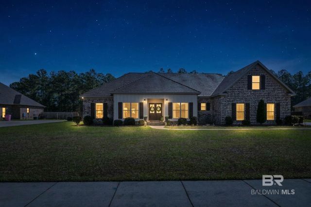 5289 Walter Lee Circle, Grand Bay, AL 36541