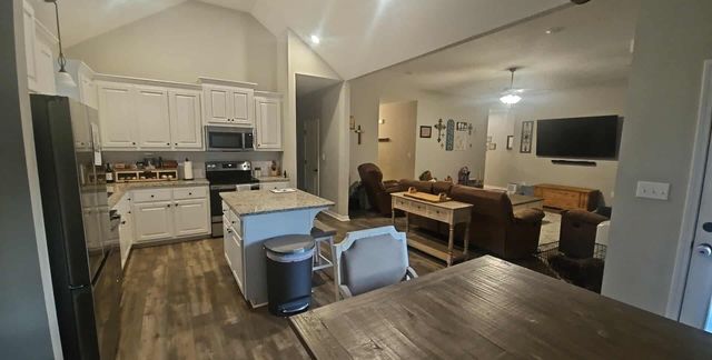 15 South Town Ln., Purvis, MS 39475