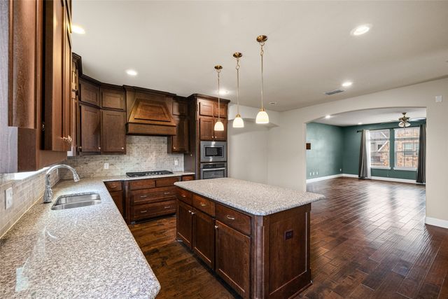7116 Rose Quartz CT, Fort Worth, TX 76132