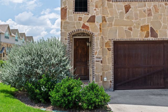 7116 Rose Quartz CT, Fort Worth, TX 76132