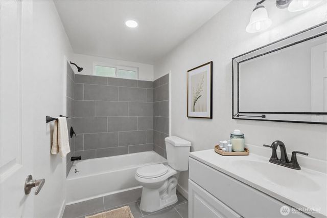 13909 135th Street Ct NW, Gig Harbor, WA 98329