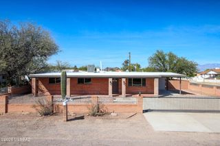 2700 W San Paulus Road, Tucson, AZ 85746
