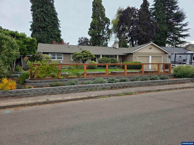 720 Ventura St N, Keizer, OR 97303
