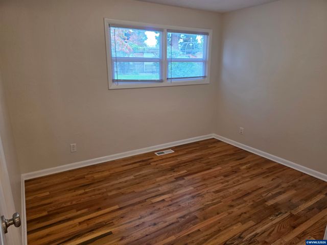 720 Ventura St N, Keizer, OR 97303