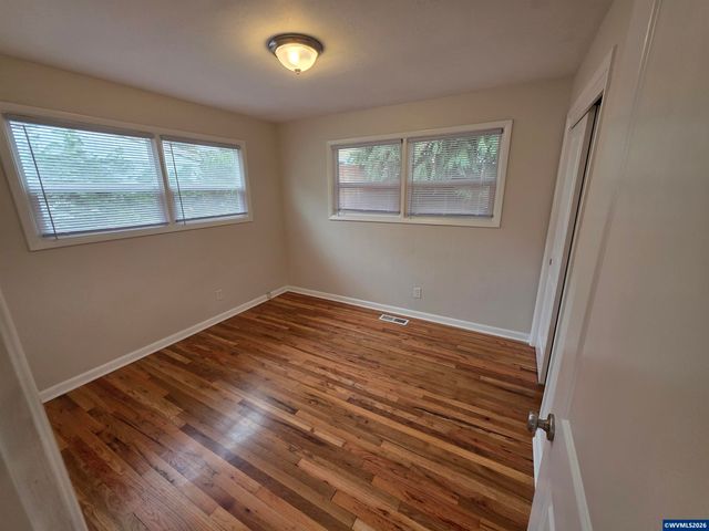 720 Ventura St N, Keizer, OR 97303