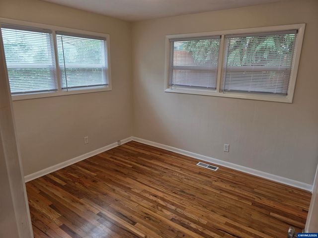 720 Ventura St N, Keizer, OR 97303