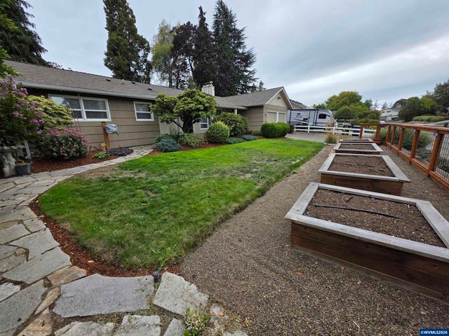 720 Ventura St N, Keizer, OR 97303