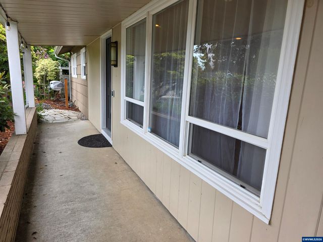 720 Ventura St N, Keizer, OR 97303