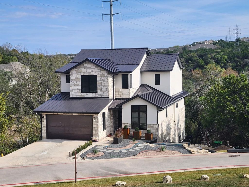 5717 Lost Horizon DR 2, Austin, TX 78759