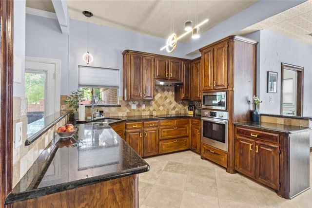 920 Rush Creek Road, Keller, TX 76248