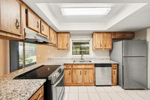 567 MOONRAKER COURT, Apopka, FL 32712