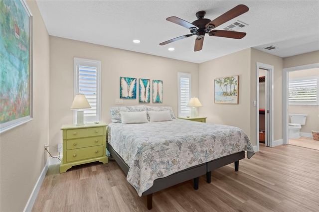 4440 YACHT CLUB DRIVE, Venice, FL 34293