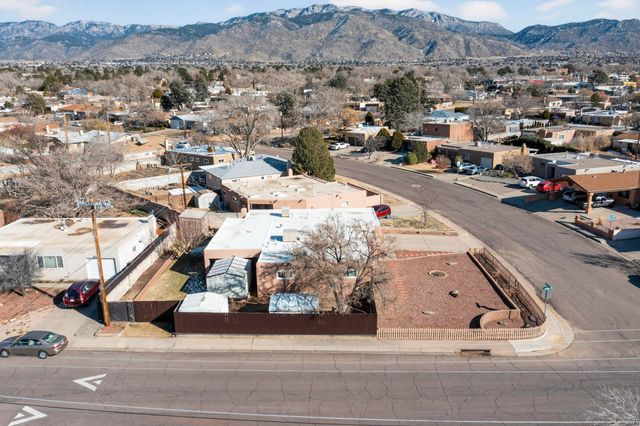 9401 Shoshone Road NE, Albuquerque, NM 87111