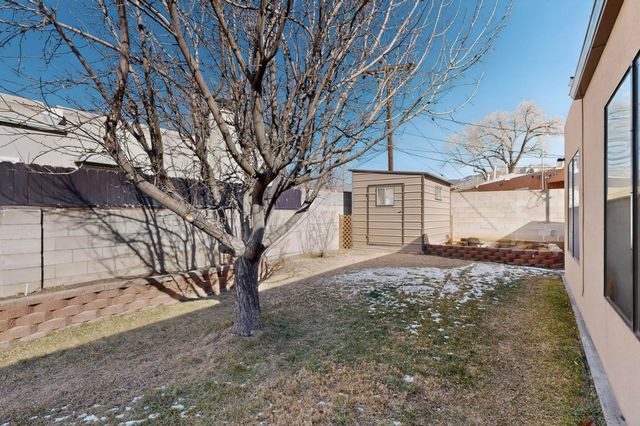 9401 Shoshone Road NE, Albuquerque, NM 87111