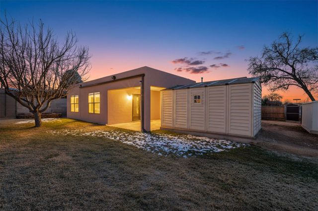 9401 Shoshone Road NE, Albuquerque, NM 87111