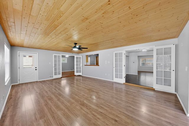 9401 Shoshone Road NE, Albuquerque, NM 87111