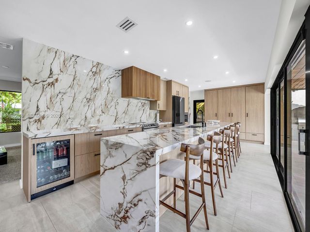 7945 SW 141st Ter, Palmetto Bay, FL 33158