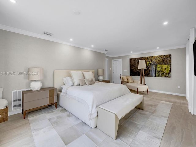 7945 SW 141st Ter, Palmetto Bay, FL 33158