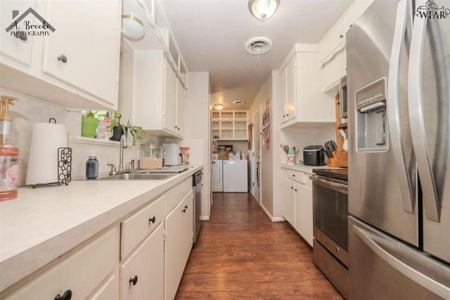 4518 HOLLANDALE AVENUE, Wichita Falls, TX 76302