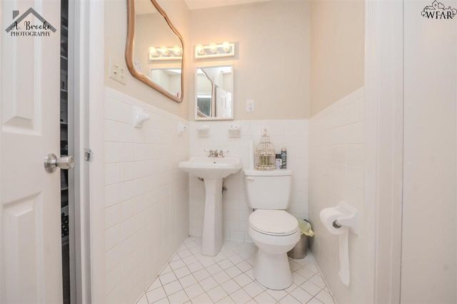 4518 HOLLANDALE AVENUE, Wichita Falls, TX 76302