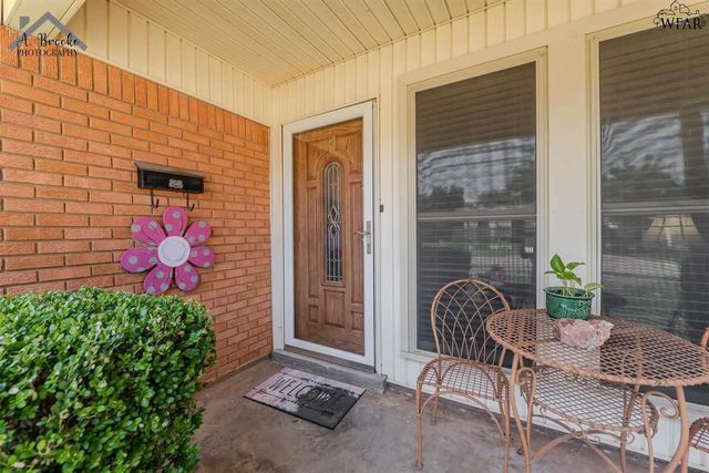 4518 HOLLANDALE AVENUE, Wichita Falls, TX 76302