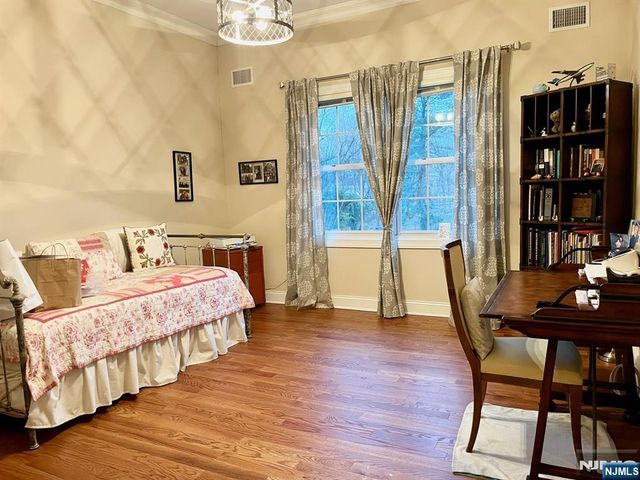 116 Washington Avenue 3D, Hawthorne, NJ 07506