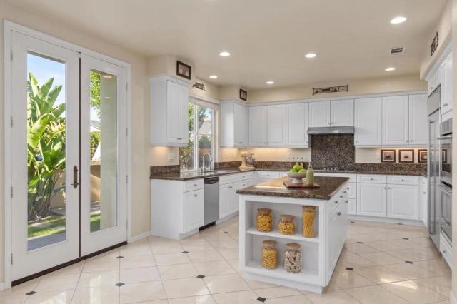 1844 Sheridan Way, San Marcos, CA 92078