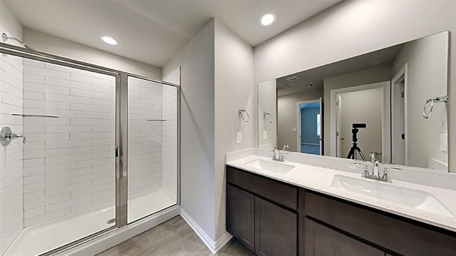 4200 Colt Drive, Mustang, OK 73064