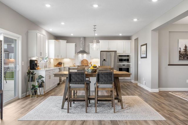 11238 Kingsview Lane N, Maple Grove, MN 55369
