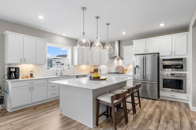 11238 Kingsview Lane N, Maple Grove, MN 55369