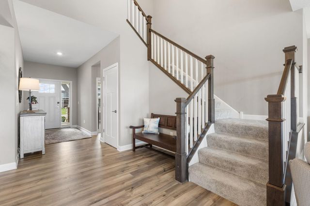 11238 Kingsview Lane N, Maple Grove, MN 55369