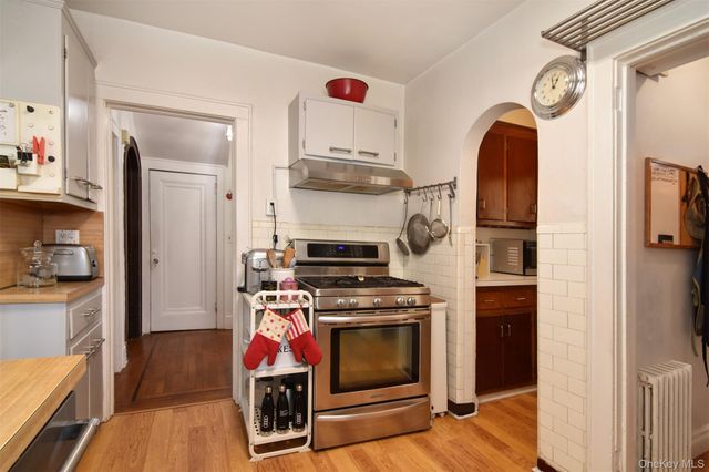 102 Magnolia Avenue, Mount Vernon, NY 10553