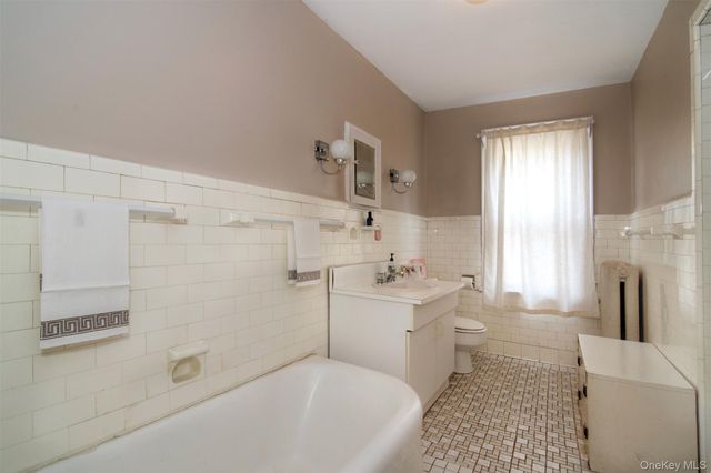 102 Magnolia Avenue, Mount Vernon, NY 10553