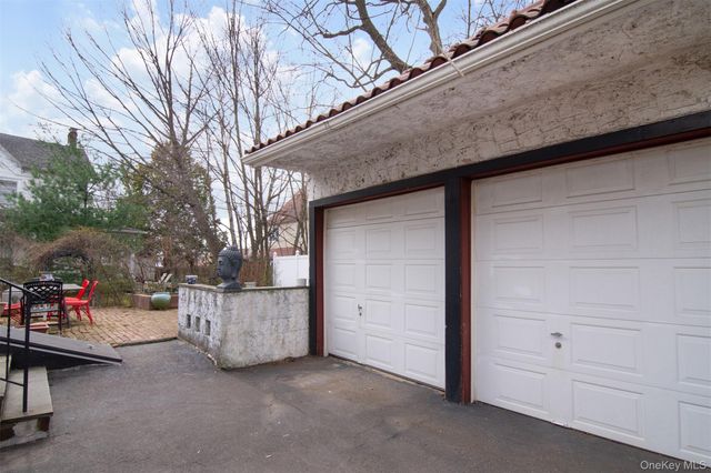 102 Magnolia Avenue, Mount Vernon, NY 10553