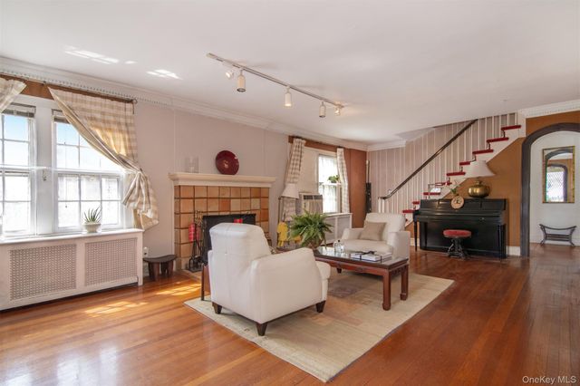 102 Magnolia Avenue, Mount Vernon, NY 10553