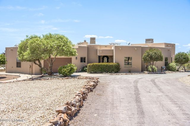 5006 Apex Mine Road, Las Cruces, NM 88011