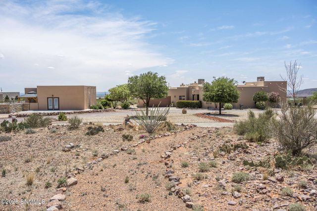 5006 Apex Mine Road, Las Cruces, NM 88011
