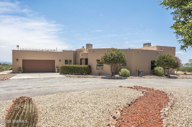 5006 Apex Mine Road, Las Cruces, NM 88011