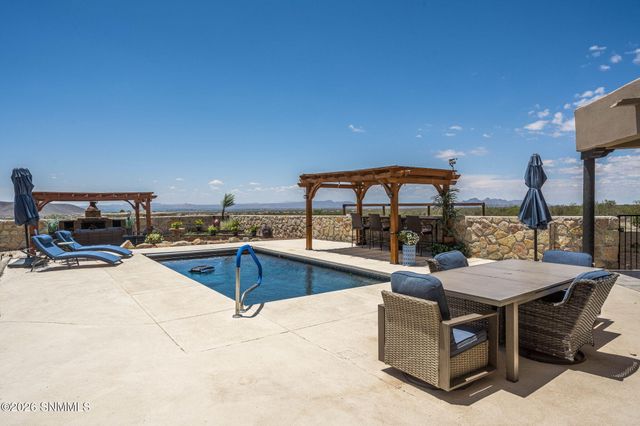 5006 Apex Mine Road, Las Cruces, NM 88011