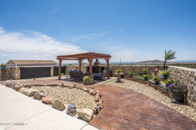 5006 Apex Mine Road, Las Cruces, NM 88011