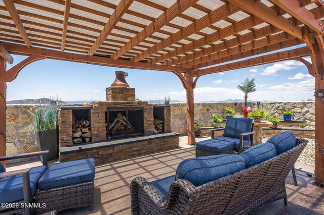5006 Apex Mine Road, Las Cruces, NM 88011