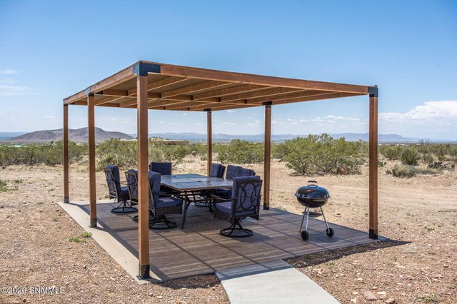 5006 Apex Mine Road, Las Cruces, NM 88011