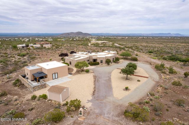 5006 Apex Mine Road, Las Cruces, NM 88011