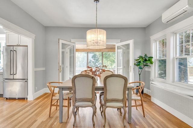 18 Middle, Lexington, MA 02421
