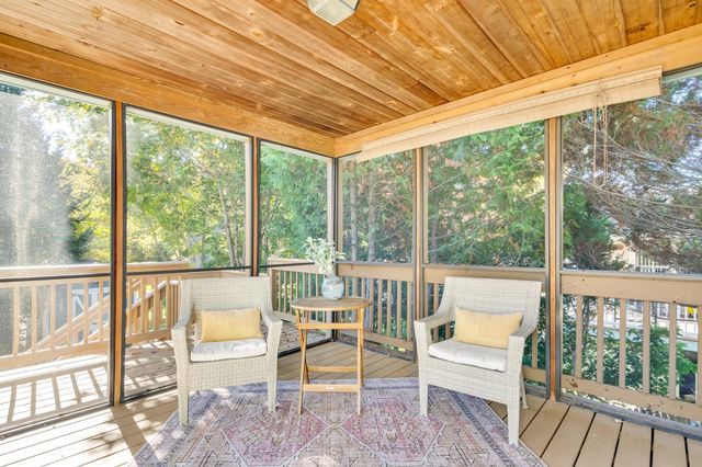 18 Middle, Lexington, MA 02421